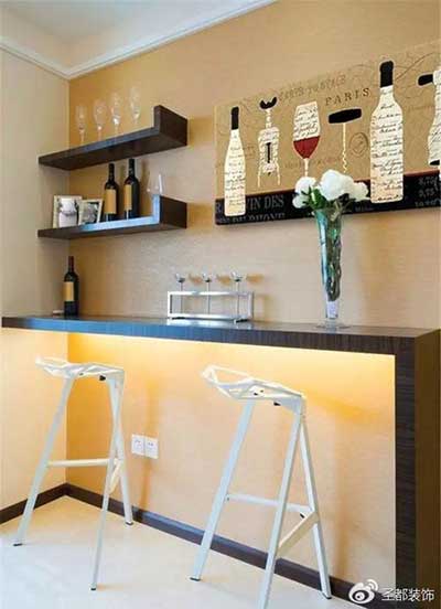 出得廳堂入得廚房下一句