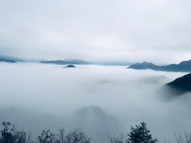 青冥浩蕩不見底下一句