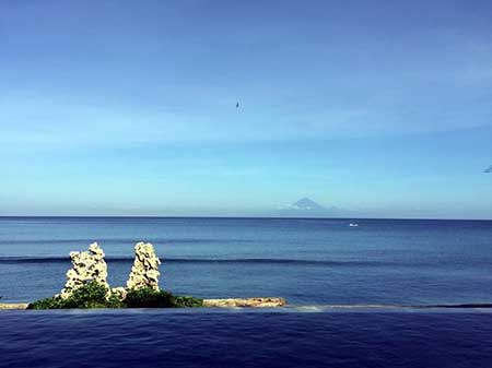 在對岸留下一句對白