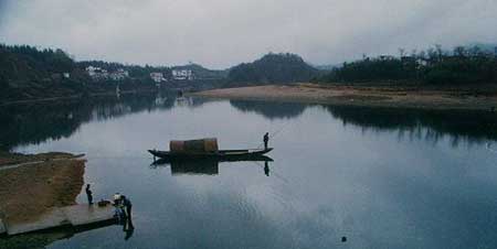 夢回故里下一句