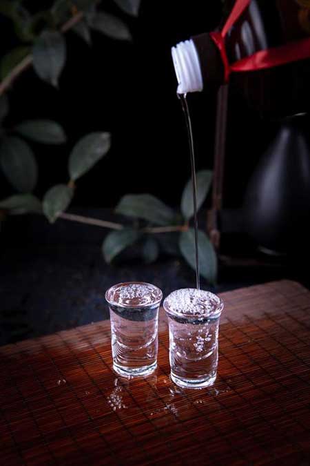 美酒雖好莫貪杯下一句