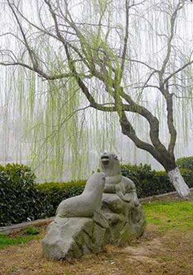 拂堤楊柳醉春煙下一句