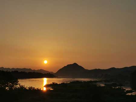 始于初心下一句是什么