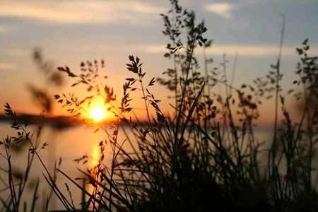 馳騁疆場下一句