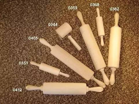 搟面杖吹火的下一句